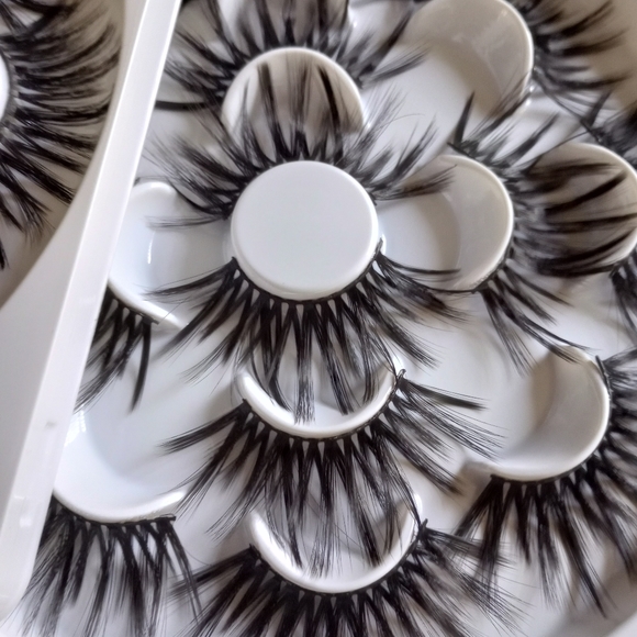 Miss Sexy Lady Mink 7Pairs Craw Fish 25mm Eyelashes - Picture 4 of 5